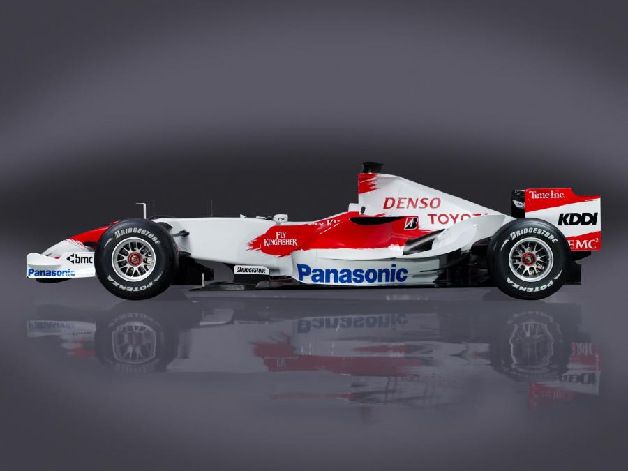  Toyota TF107 2007 года  (фото 12 из 31)